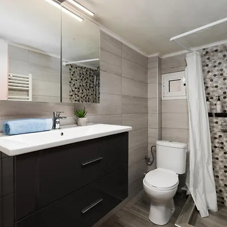 Houseloft Koromila Sea View * سالونيك